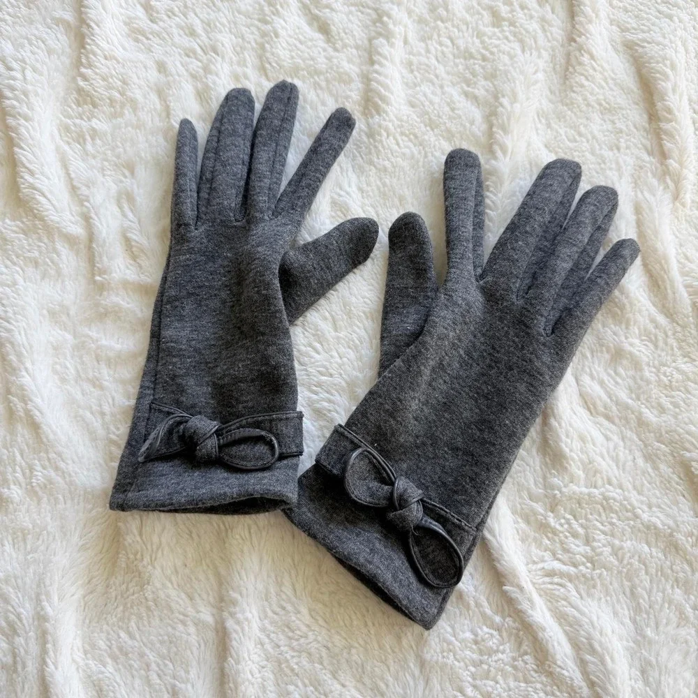 N/A women gray
